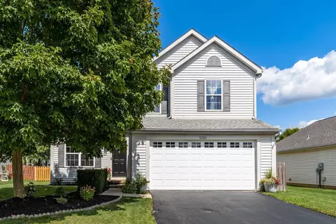 2220 Farmland Dr, Delaware, OH 43015