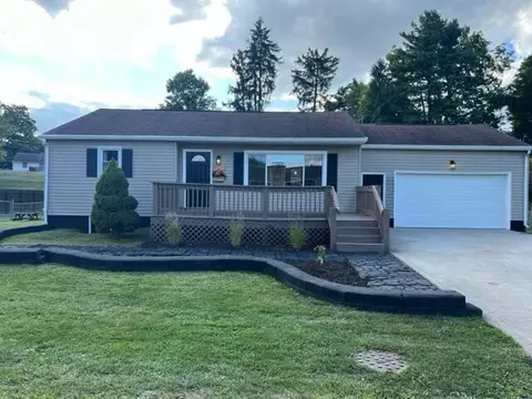 723 Radian Dr, Heath, OH 43056