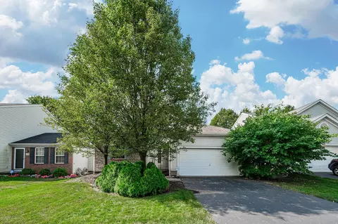 3181 Longspur Dr, Columbus, OH 43228