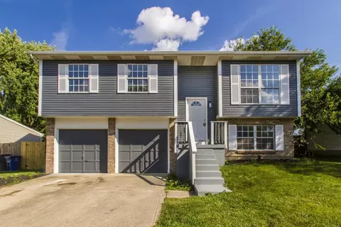 2699 Moonlight Ln, Columbus, OH 43207