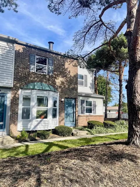 7601 Worthington Galena Rd #37, Worthington, OH 43085