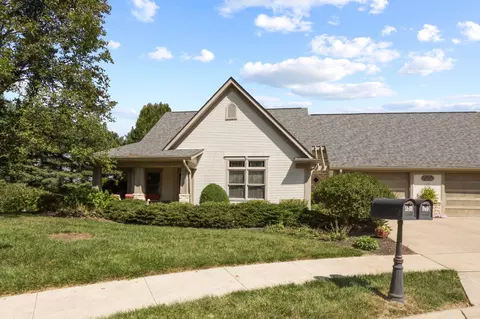 406 Cottage Grv W, Heath, OH 43056