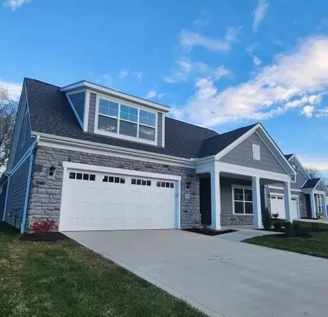 124 Glenshire Dr, Granville, OH 43023
