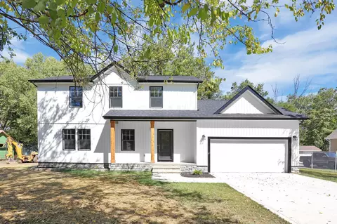 3324 1st Ave, Grove City, OH 43123