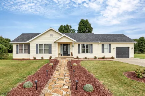 559 Moxley Rd, Bainbridge, OH 45612