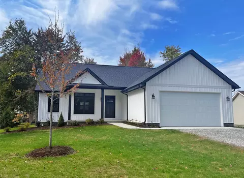 711 Daffodil Dr, Howard, OH 43028