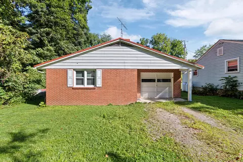605 Lakeview Dr, Ashland, OH 44805