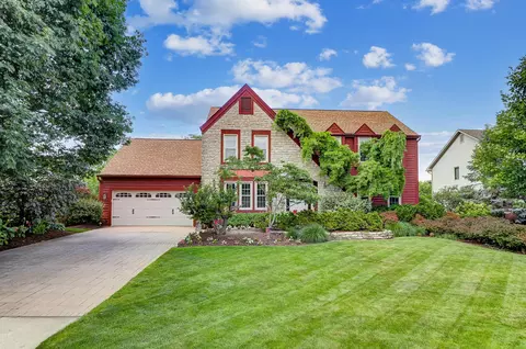 230 Oakham Ct, Powell, OH 43065