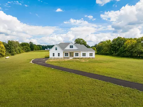 6986 N State Route 61, Sunbury, OH 43074