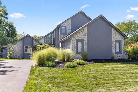 1239 Chatham Ridge Rd, Westerville, OH 43081