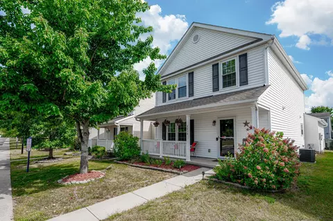 4016 Cleggan St, Canal Winchester, OH 43110