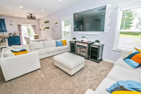 47 Delaware Dr, Delaware, OH 43015 photo 9