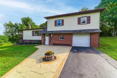 7445 Linnville Rd, Newark, OH 43056
