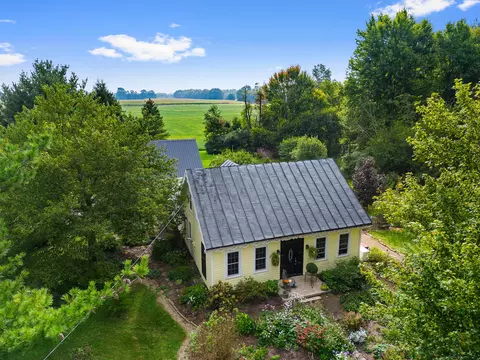 3578 Wall St, Centerburg, OH 43011