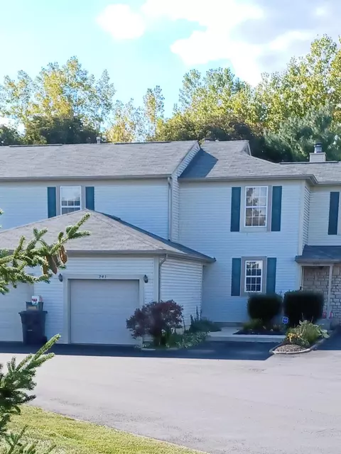 241 Macdougall Ln #55E, Blacklick, OH 43004