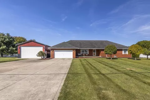 16841 Cromley Rd, Ashville, OH 43103