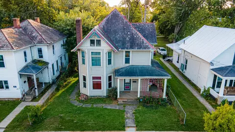 149 S 4th St, Newark, OH 43055