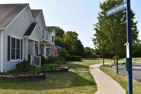 382 Jonathon Dayton Way, Galloway, OH 43119