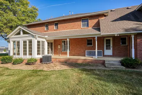 1045 Pontius Rd, Circleville, OH 43113 photo 8