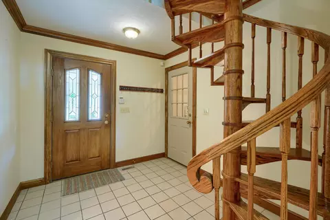 1045 Pontius Rd, Circleville, OH 43113 photo 18