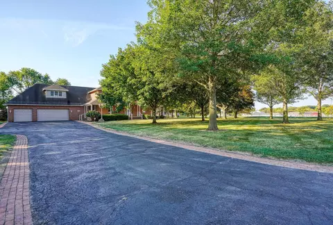 1045 Pontius Rd, Circleville, OH 43113 photo 12