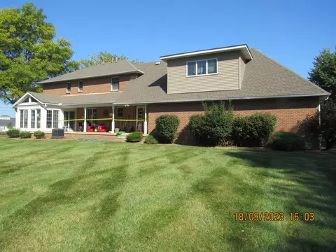 1045 Pontius Rd, Circleville, OH 43113 photo 3