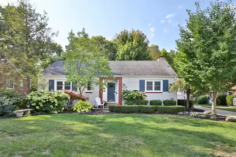 419 E Beaumont Rd, Columbus, OH 43214