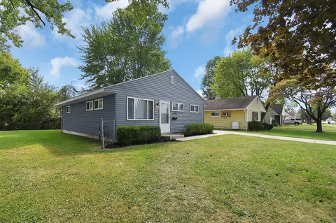 2438 Hanna Dr, Columbus, OH 43211