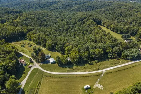 22195 Cliff Rd, Rockbridge, OH 43149
