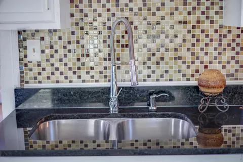 Kitchen - 456 Sherman Ave, Springfield, OH 45503 photo 1 of 3