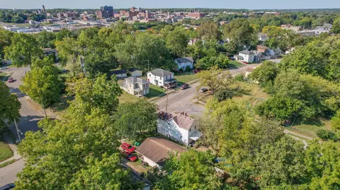 View/Area - 456 Sherman Ave, Springfield, OH 45503 photo 7 of 10