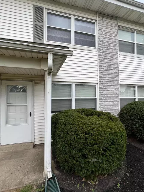 127 Buckeye Cir #B, Columbus, OH 43217