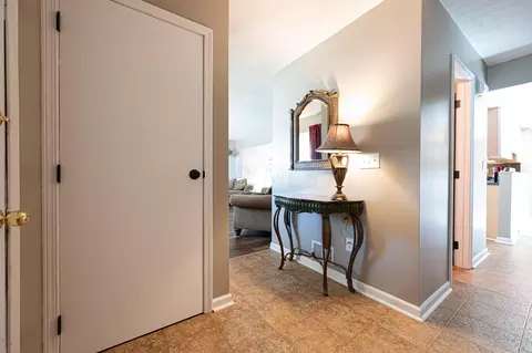 5449 Timberlake Cir, Orient, OH 43146 photo 8
