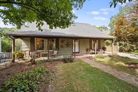 316 Canyon Dr N, Columbus, OH 43214