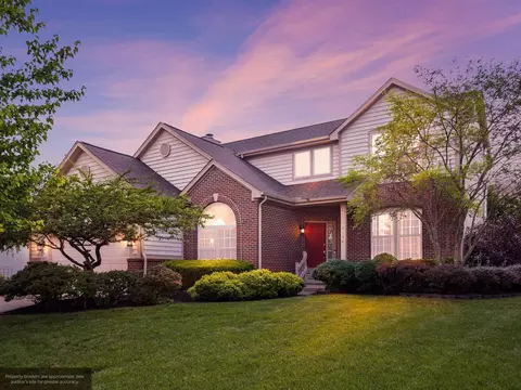 2134 Omaha Pl, Lewis Center, OH 43035