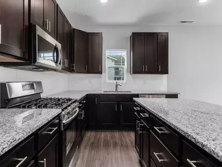 1324 Linnview Xing, Heath, OH 43056 photo 8