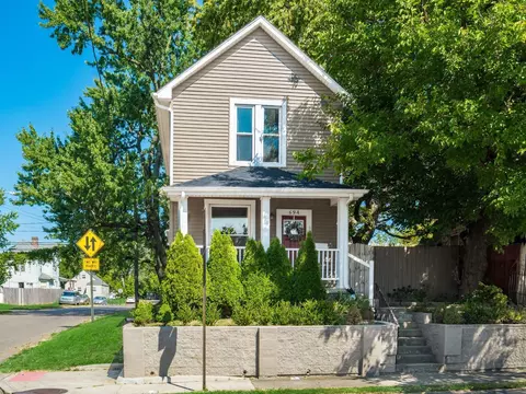 694 Stewart Ave, Columbus, OH 43206