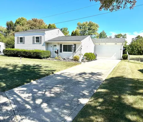 2906 Gentry Ln, Columbus, OH 43232