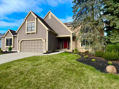 381 Briarbend Blvd, Powell, OH 43065