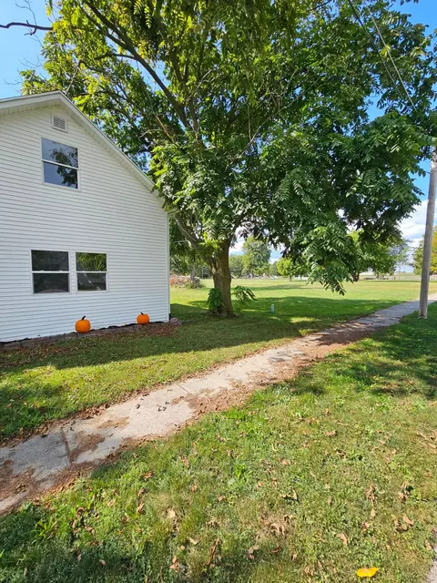 141 Pioneer St, Dunkirk, OH 45836 photo 7