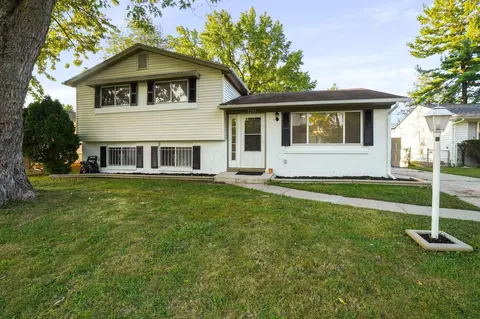 3289 Raynor Dr, Columbus, OH 43219