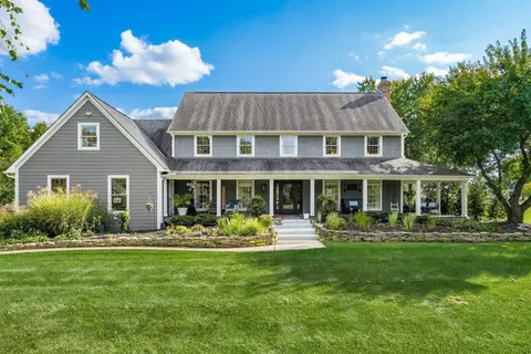 7555 Cook Rd, Powell, OH 43065