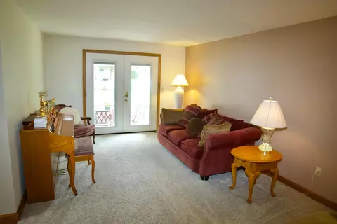 503 Glenmont Dr, Circleville, OH 43113 photo 17
