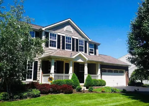 4893 Tayport Ave, Grove City, OH 43123