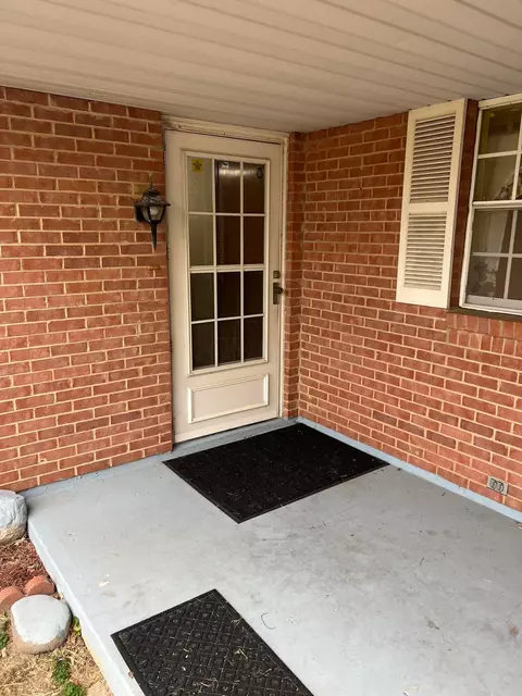 670 E Possum Rd, Springfield, OH 45502 photo 15