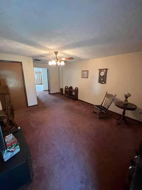 670 E Possum Rd, Springfield, OH 45502 photo 33