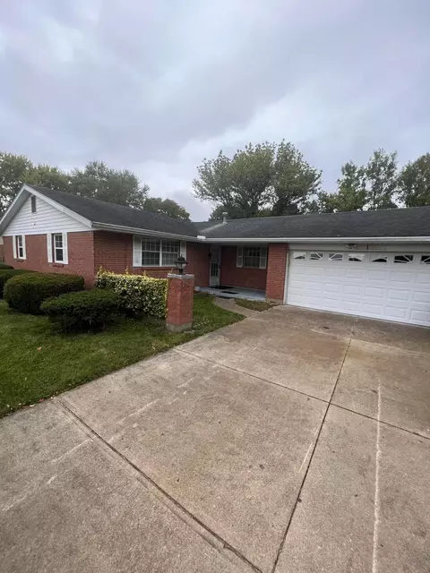 670 E Possum Rd, Springfield, OH 45502 photo 10
