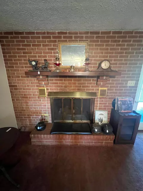 670 E Possum Rd, Springfield, OH 45502 photo 32
