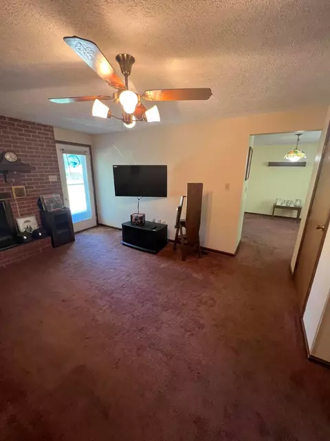 670 E Possum Rd, Springfield, OH 45502 photo 34