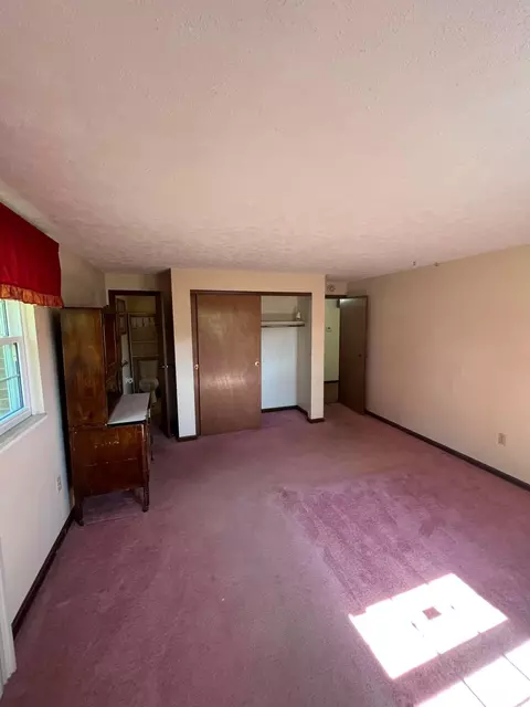 670 E Possum Rd, Springfield, OH 45502 photo 24